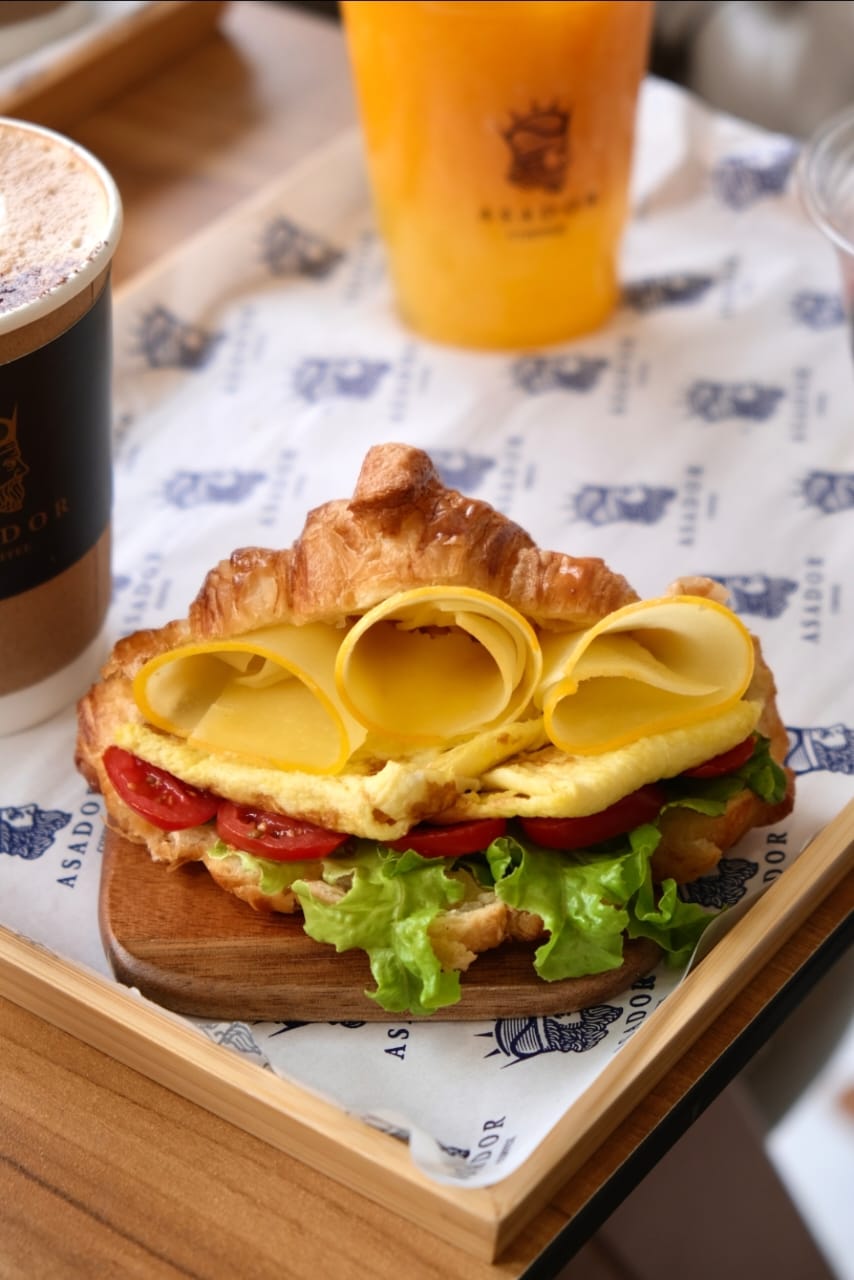 Eggy Crown