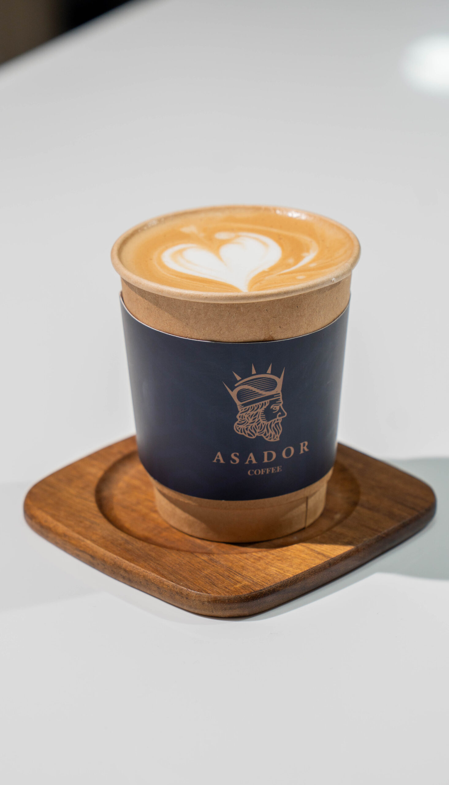 FLAT WHITE